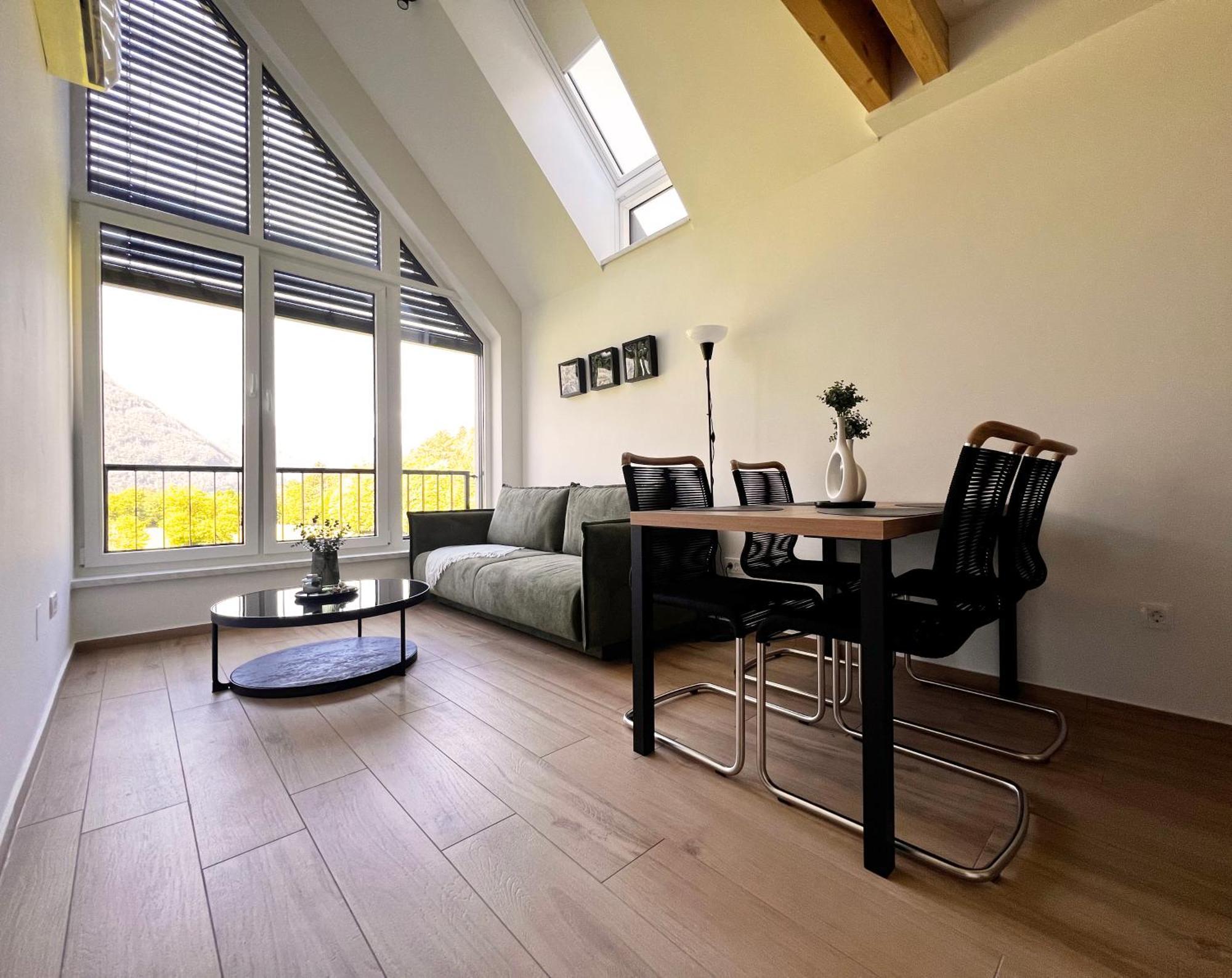 Alpine Haven Apartment โบเว็ก ภายนอก รูปภาพ