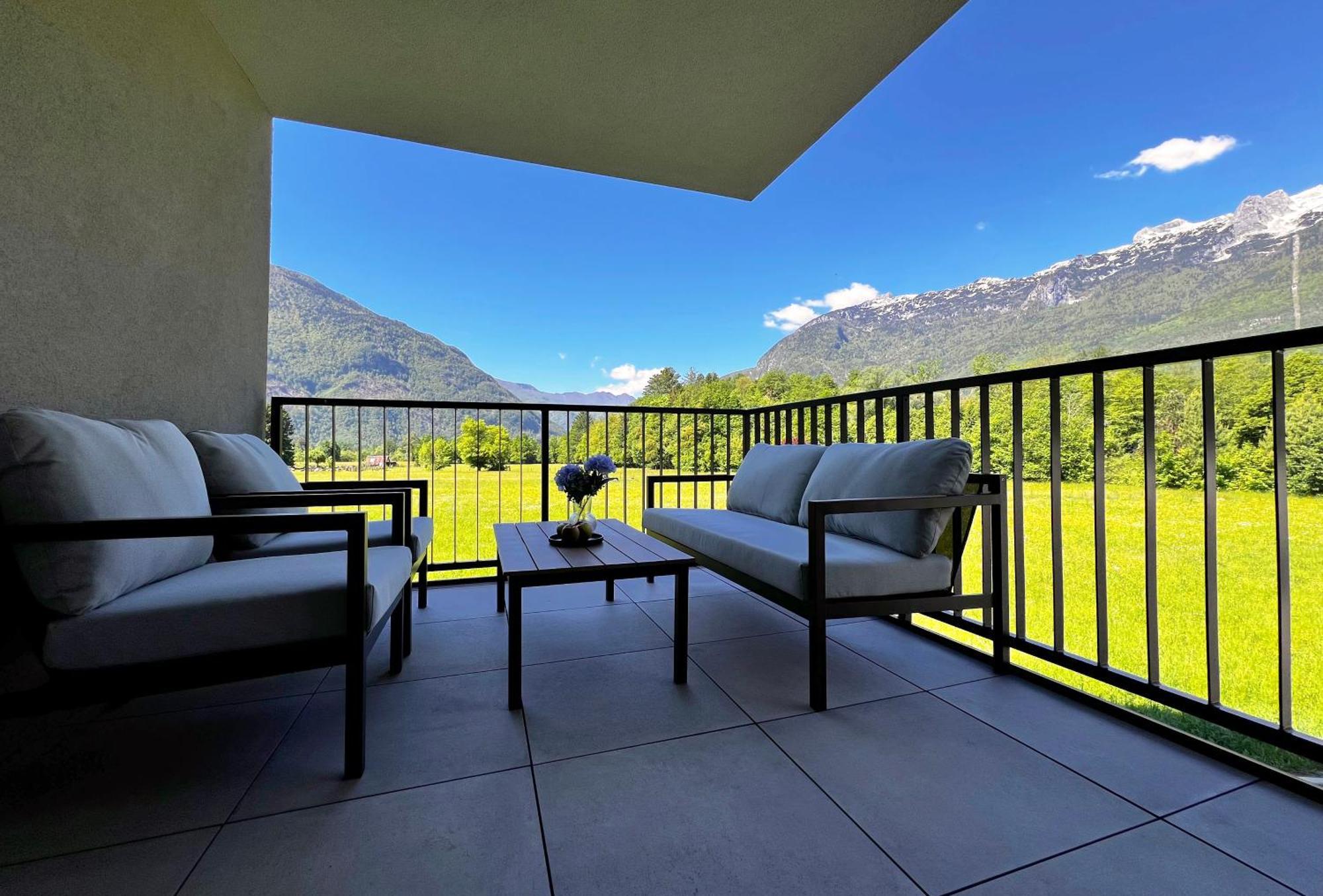 Alpine Haven Apartment โบเว็ก ภายนอก รูปภาพ